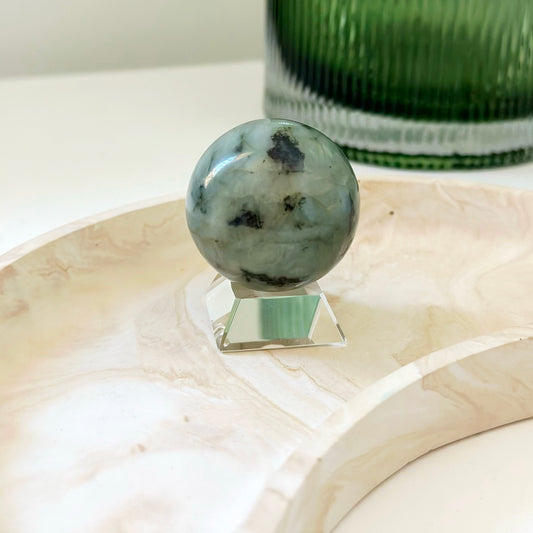 Emerald Sphere - 100g