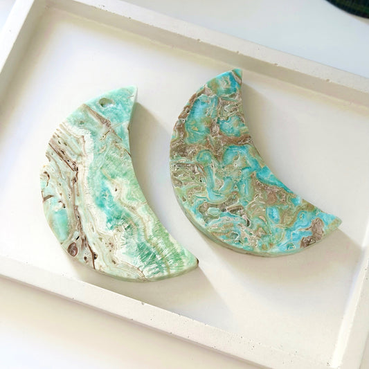 Caribbean Calcite Aragonite Moon 10cm