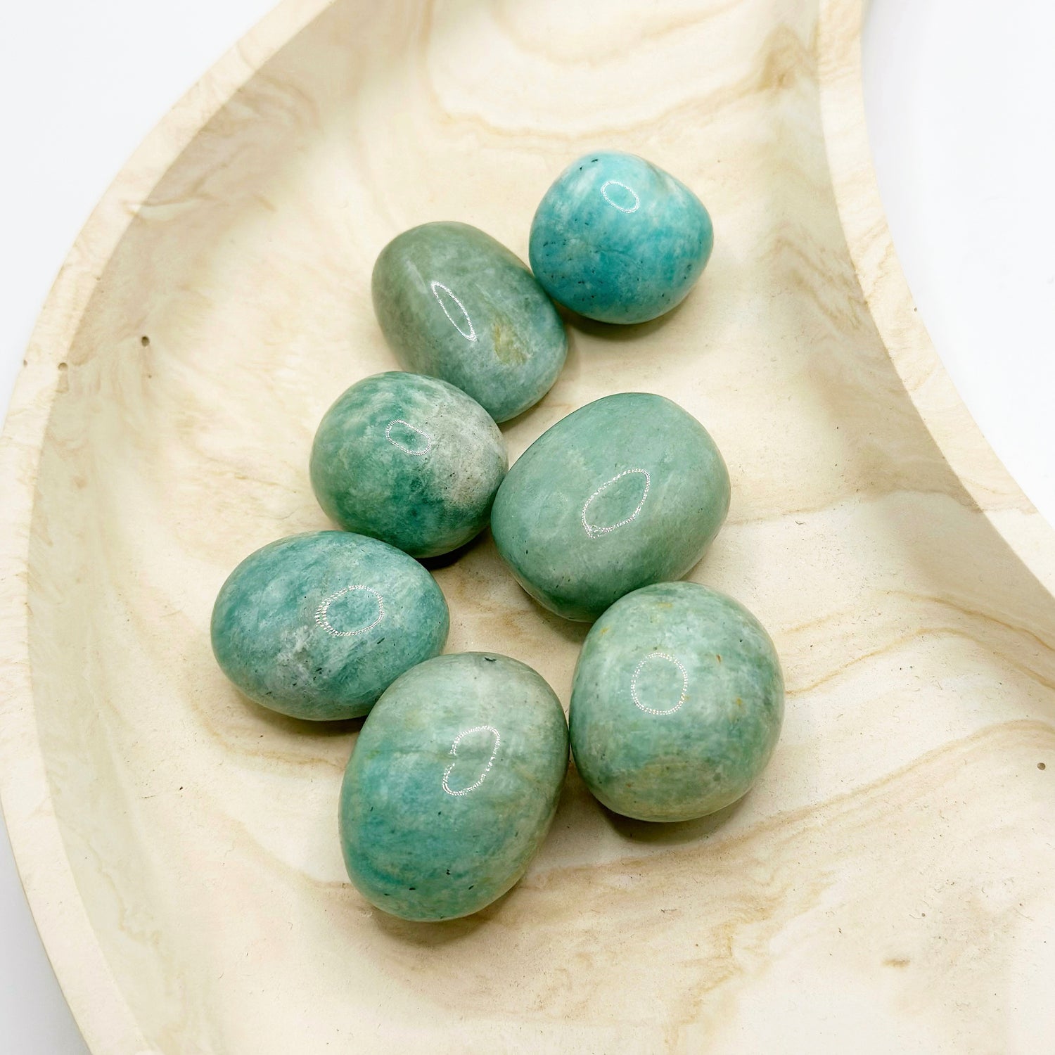 Tumbled and Palm stones